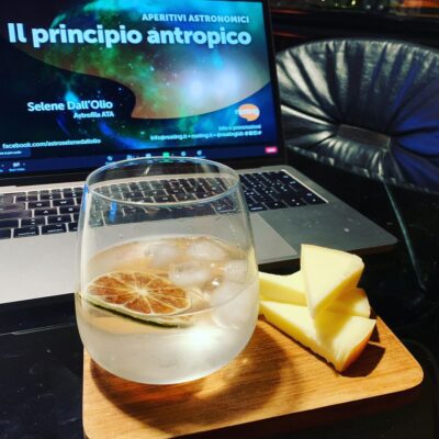 Gli originali Aperitivi Astronomici.
Con Selene Dall'Olio