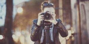 I PhotoWalk sono un'occasione per esplorare la città e migliorare la tecnica fotografica. Con Valentina Cinelli