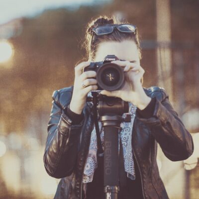 I PhotoWalk sono un'occasione per esplorare la città e migliorare la tecnica fotografica. Con Valentina Cinelli